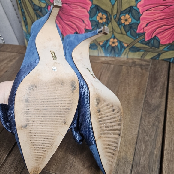 Louise et Cie Navy Suede Kitten Heels Bow Detail - Picture 8 of 9